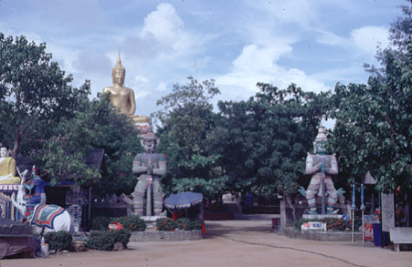 KO SAMUI-BIGBUDDHA.jpg (58292 bytes)